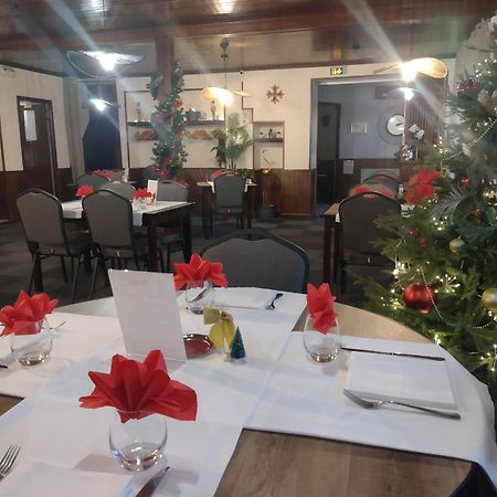 Auberge D'Ici Et D'Ailleurs Cressensac-Sarrazac Esterno foto